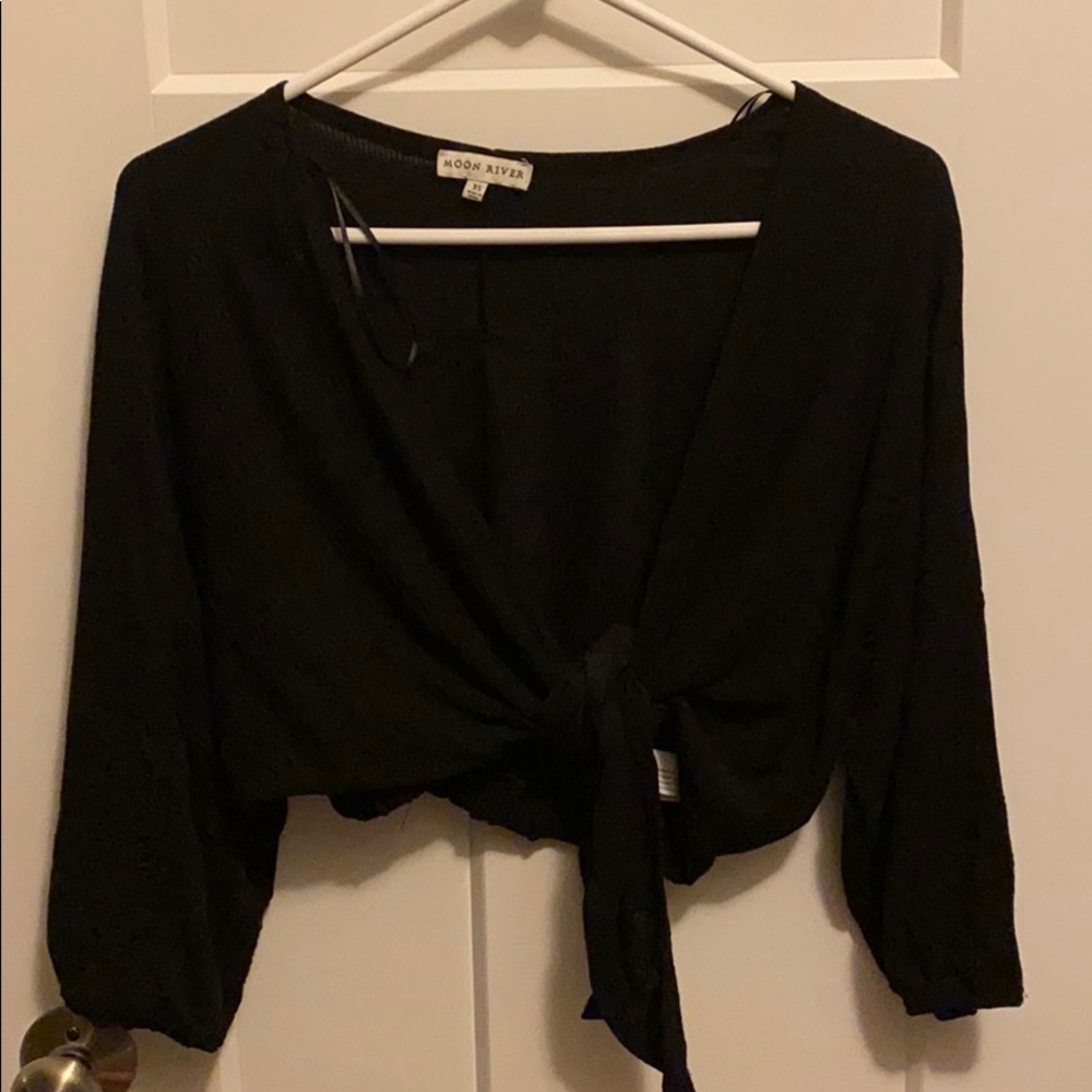 Black ties crop top